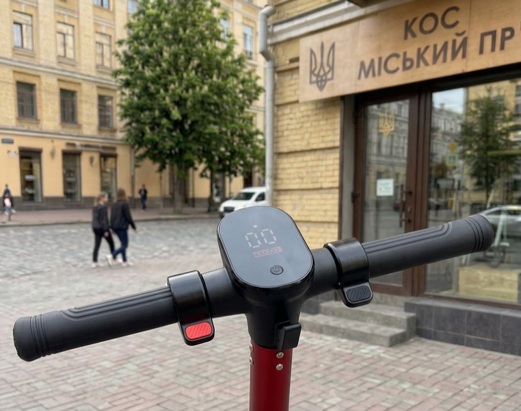Електросамокат Дитячий 2026 GIANT Kids ES3 Max + Bluetooth колонка (музика) Червоний G-KES2R фото