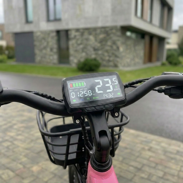 EVOBIKE Vivo N1 2026 &mdash; городской электровелосипед 600W, батарея 48V 13Ah, 26", LED-дисплей, корзина, розовый N4 фото